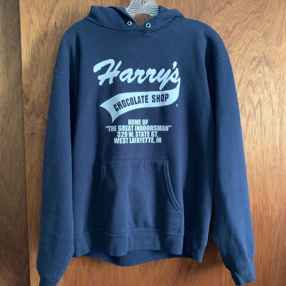 harry's chocolate shop sweatshirt